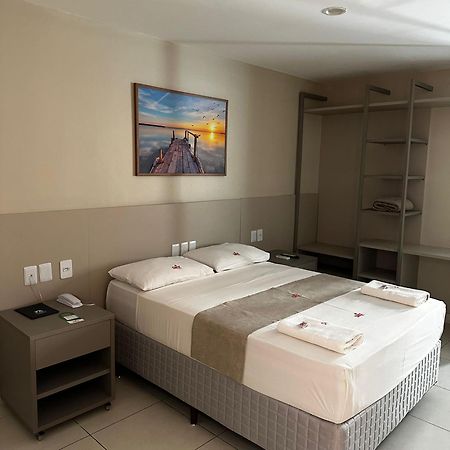 Onix Hotel Aeroporto ラウロ・ジ・フレイタス エクステリア 写真