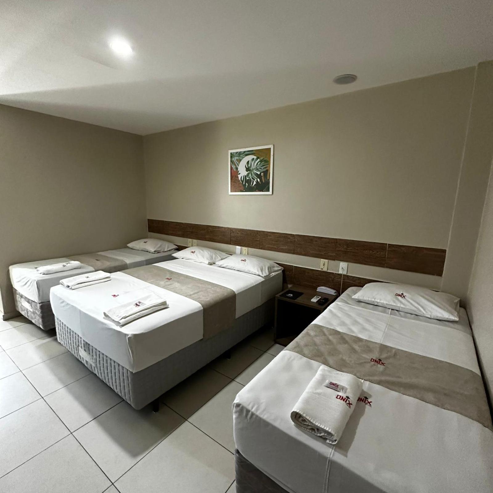 Onix Hotel Aeroporto ラウロ・ジ・フレイタス エクステリア 写真