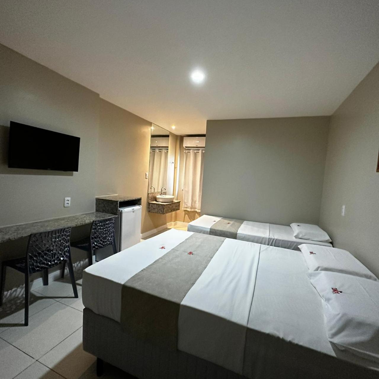 Onix Hotel Aeroporto ラウロ・ジ・フレイタス エクステリア 写真