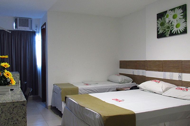 Onix Hotel Aeroporto ラウロ・ジ・フレイタス エクステリア 写真
